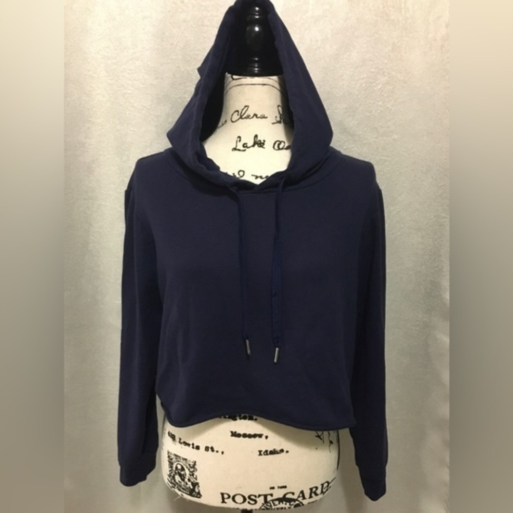 Adam Levine sweatshirt Women's Cropped Pullover Hoodie Size- L
